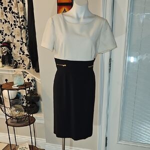 Tahari Elegant Black and Cream Garment